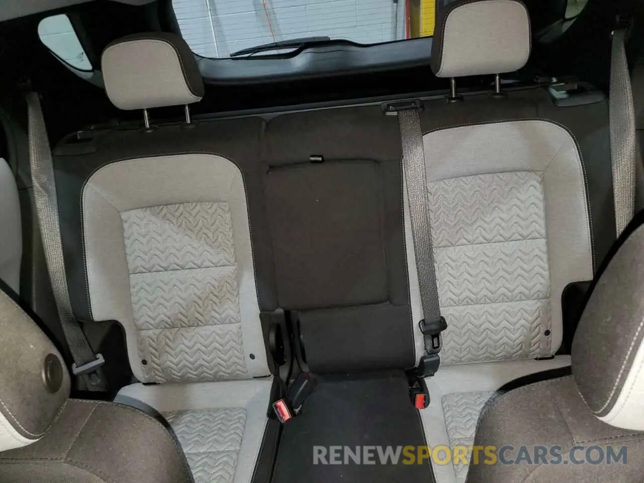 10 Photograph of a damaged car 2GNAX5EV5N6122733 CHEVROLET EQUINOX 2022