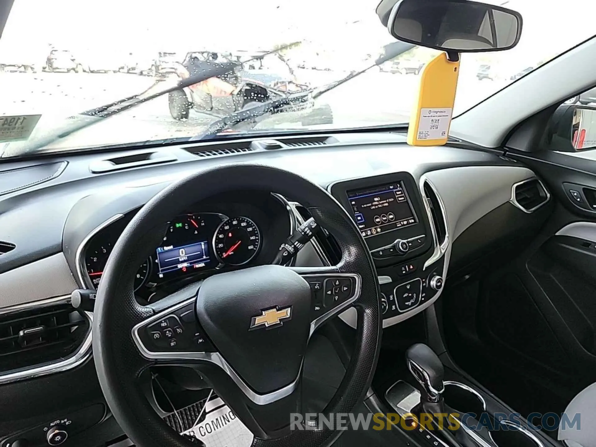 24 Photograph of a damaged car 2GNAXFEV7N6137238 CHEVROLET EQUINOX 2022