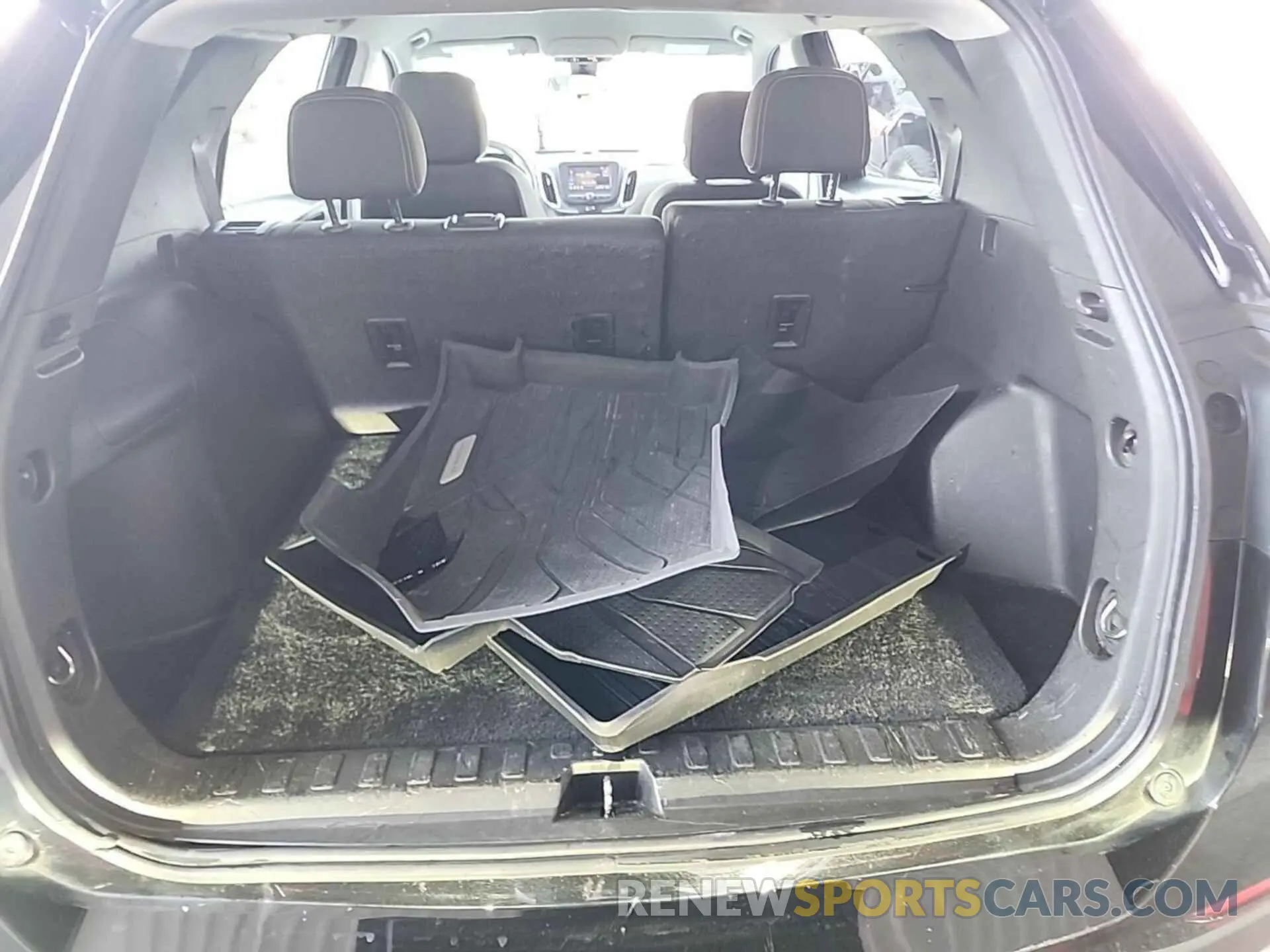 3 Photograph of a damaged car 2GNAXFEV7N6137238 CHEVROLET EQUINOX 2022