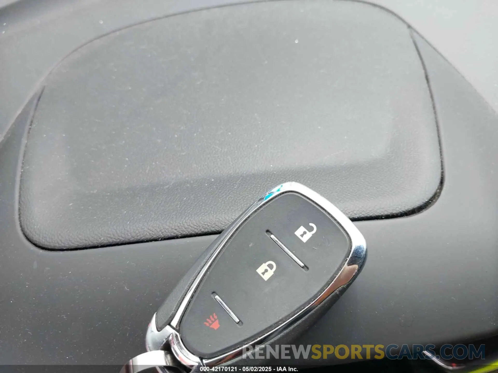 11 Photograph of a damaged car 2GNAXHEV0N6135276 CHEVROLET EQUINOX 2022