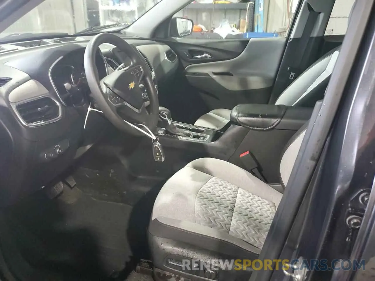 7 Фотография поврежденного автомобиля 2GNAXHEV2N6116809 CHEVROLET EQUINOX 2022