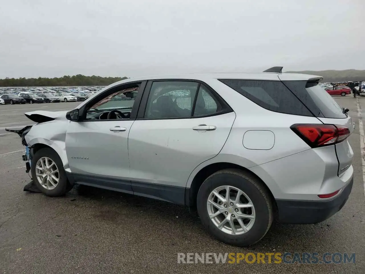 2 Photograph of a damaged car 2GNAXHEV7N6123464 CHEVROLET EQUINOX 2022