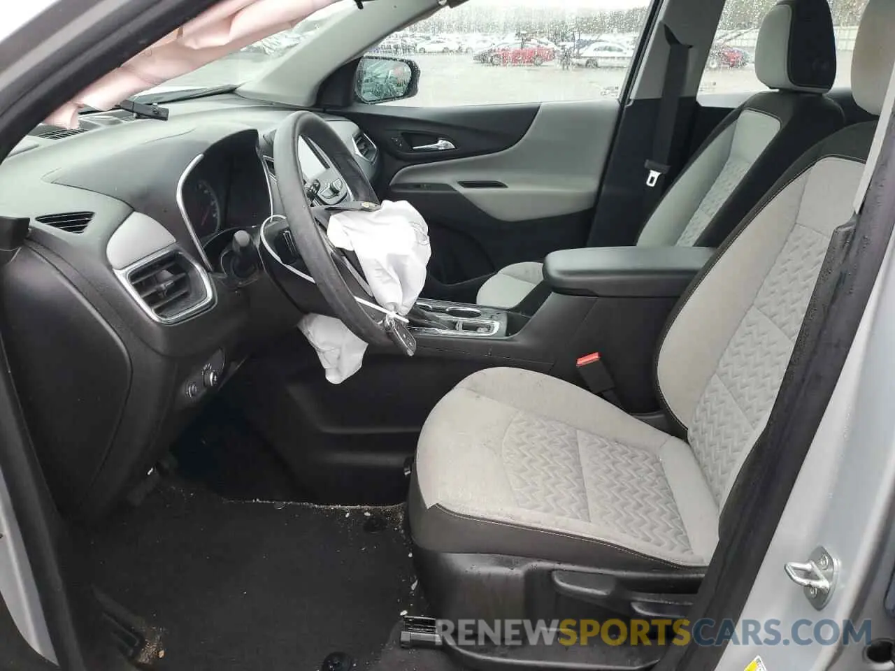 7 Photograph of a damaged car 2GNAXHEV7N6123464 CHEVROLET EQUINOX 2022