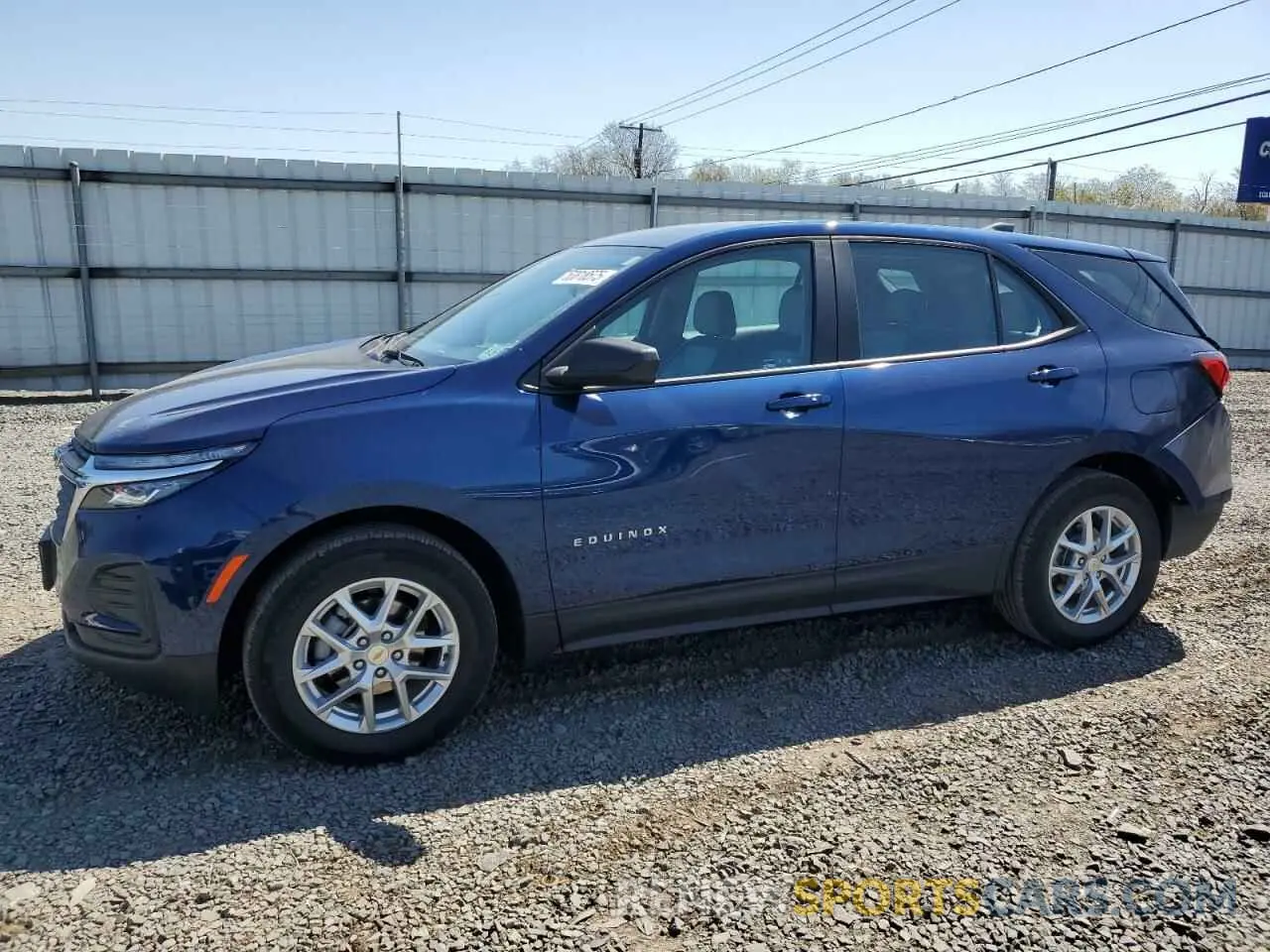 1 Photograph of a damaged car 2GNAXHEV7N6131936 CHEVROLET EQUINOX 2022