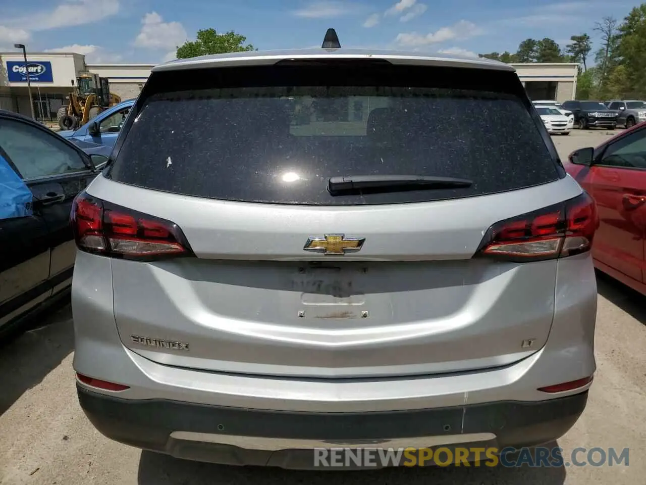 6 Photograph of a damaged car 2GNAXJEV0N6130831 CHEVROLET EQUINOX 2022