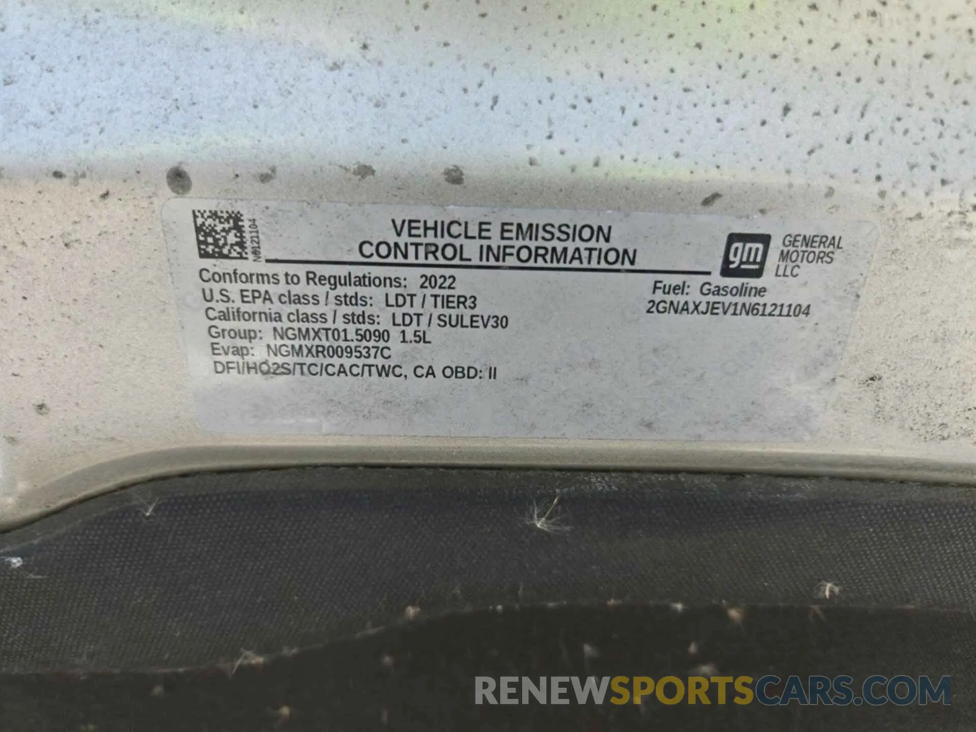 17 Photograph of a damaged car 2GNAXJEV1N6121104 CHEVROLET EQUINOX 2022
