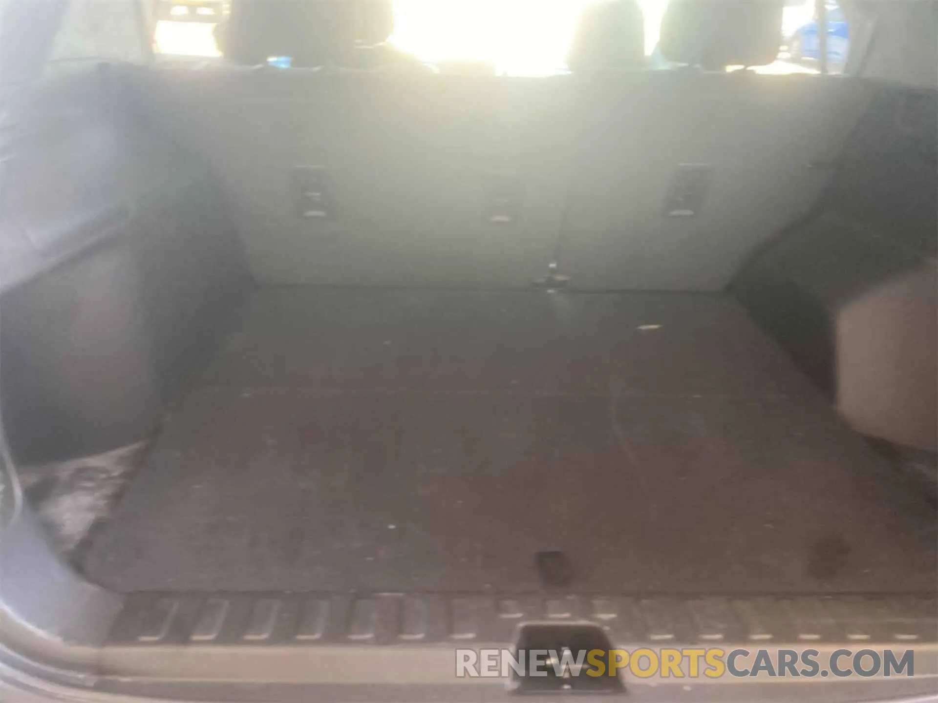 8 Фотография поврежденного автомобиля 2GNAXJEV5N6110445 CHEVROLET EQUINOX 2022
