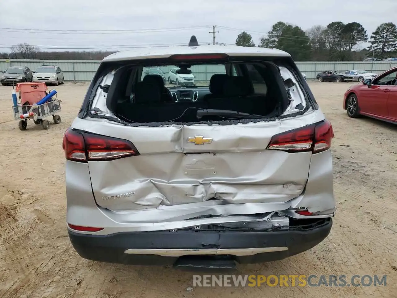 6 Photograph of a damaged car 2GNAXJEV5N6140299 CHEVROLET EQUINOX 2022