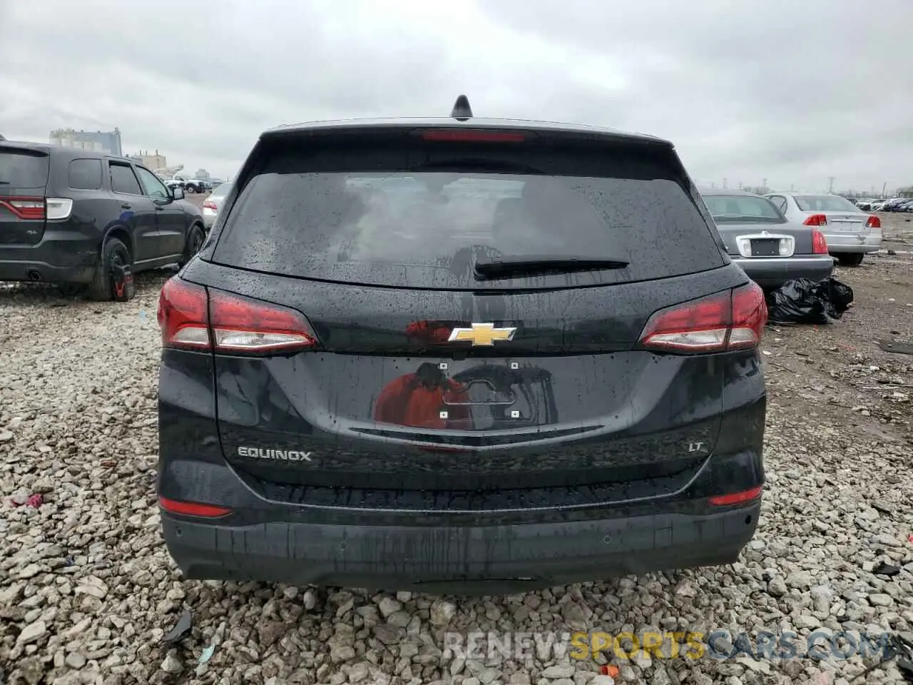 6 Photograph of a damaged car 2GNAXJEV7N6118188 CHEVROLET EQUINOX 2022