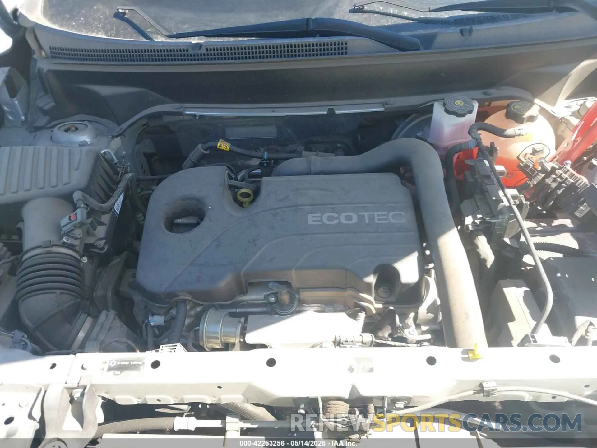 10 Photograph of a damaged car 2GNAXJEV7N6140109 CHEVROLET EQUINOX 2022
