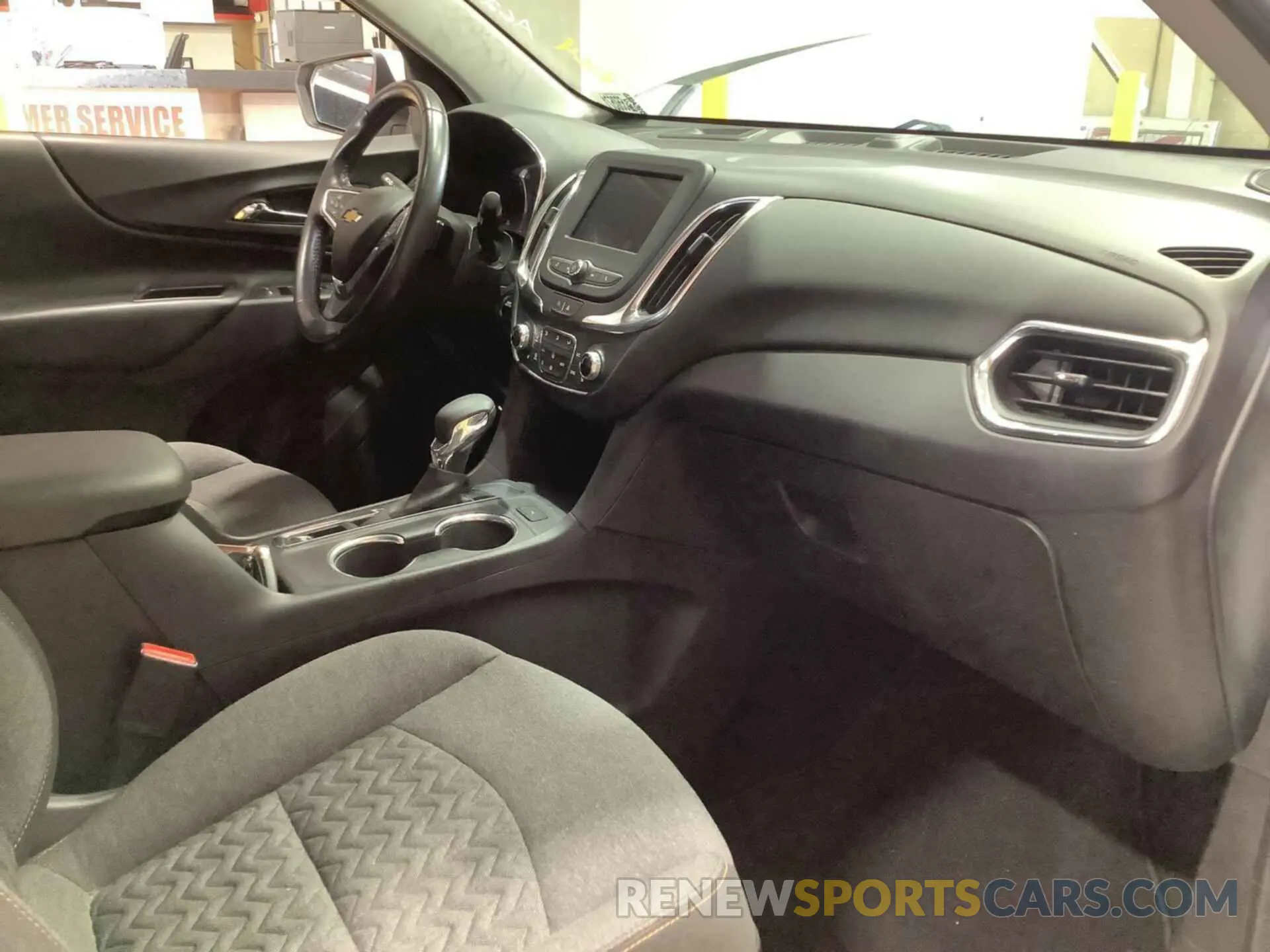 7 Фотография поврежденного автомобиля 2GNAXJEV9N6108696 CHEVROLET EQUINOX 2022