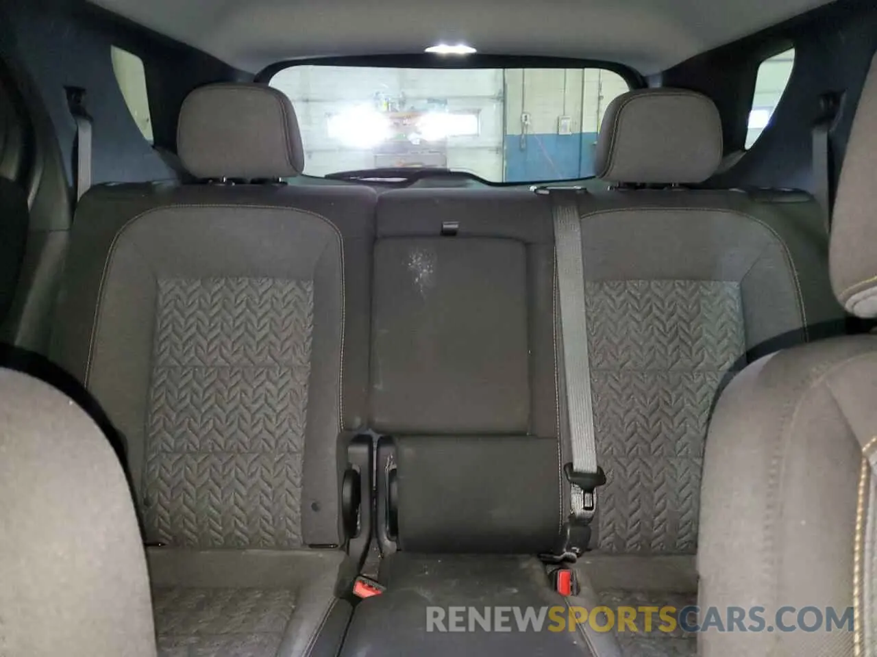 10 Photograph of a damaged car 2GNAXJEV9N6129208 CHEVROLET EQUINOX 2022