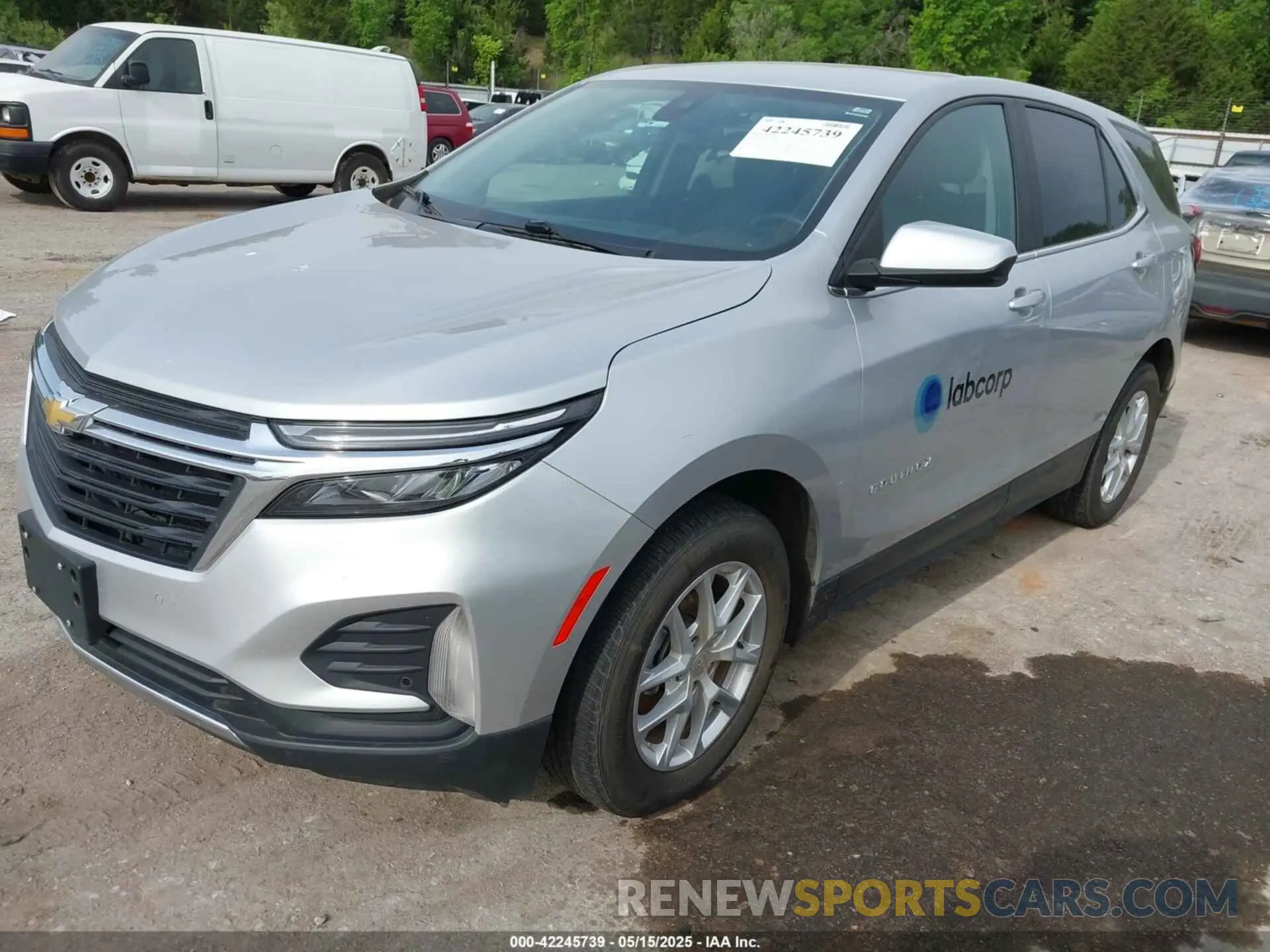 2 Photograph of a damaged car 2GNAXJEV9N6138247 CHEVROLET EQUINOX 2022