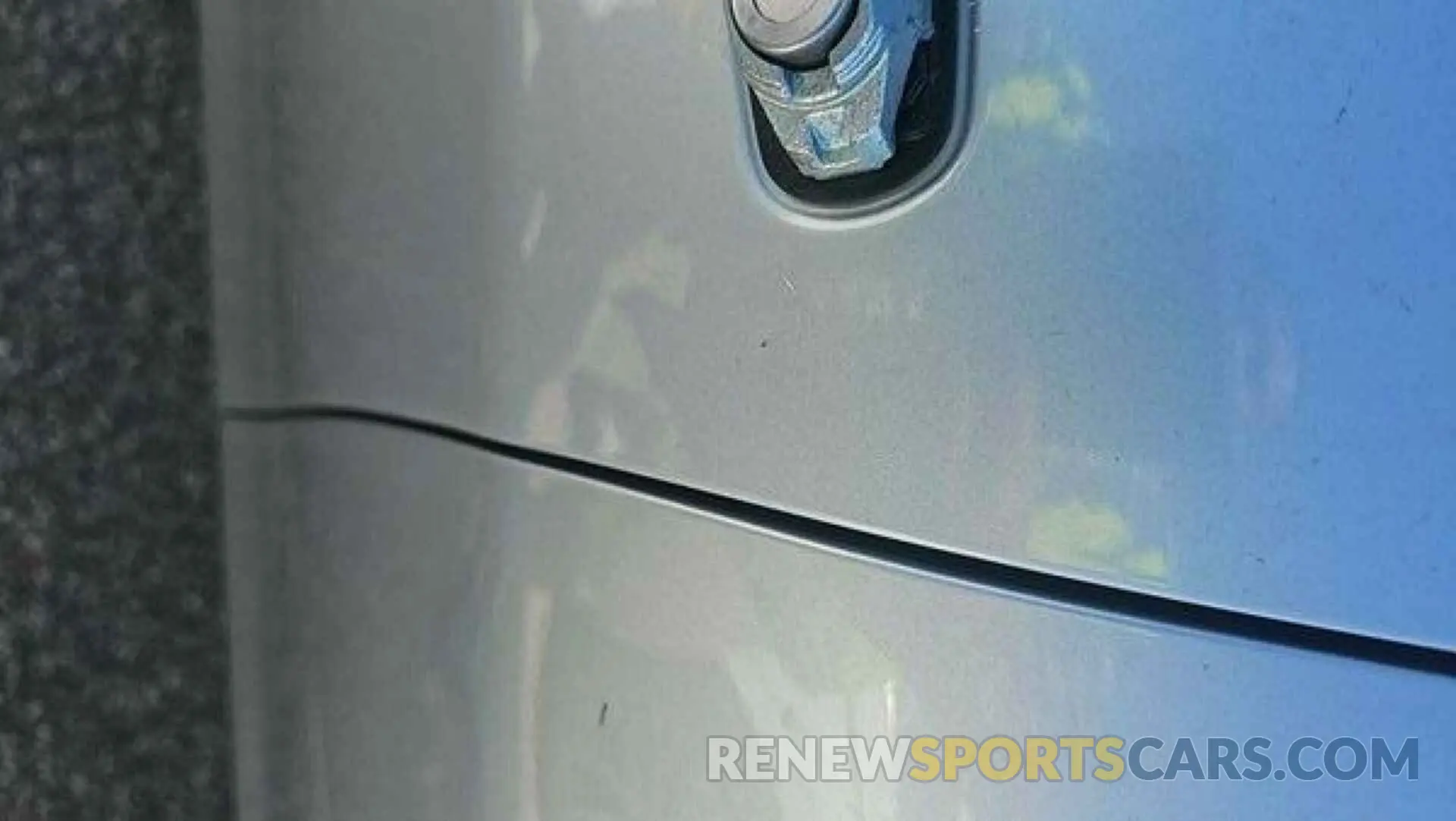 19 Photograph of a damaged car 2GNAXKEV1N6121965 CHEVROLET EQUINOX 2022