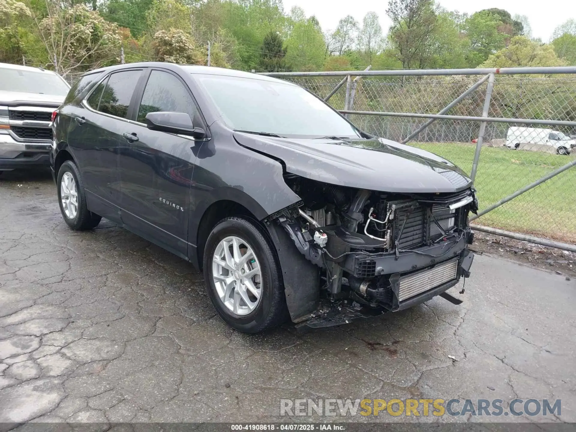 1 Photograph of a damaged car 2GNAXKEV7N6132212 CHEVROLET EQUINOX 2022