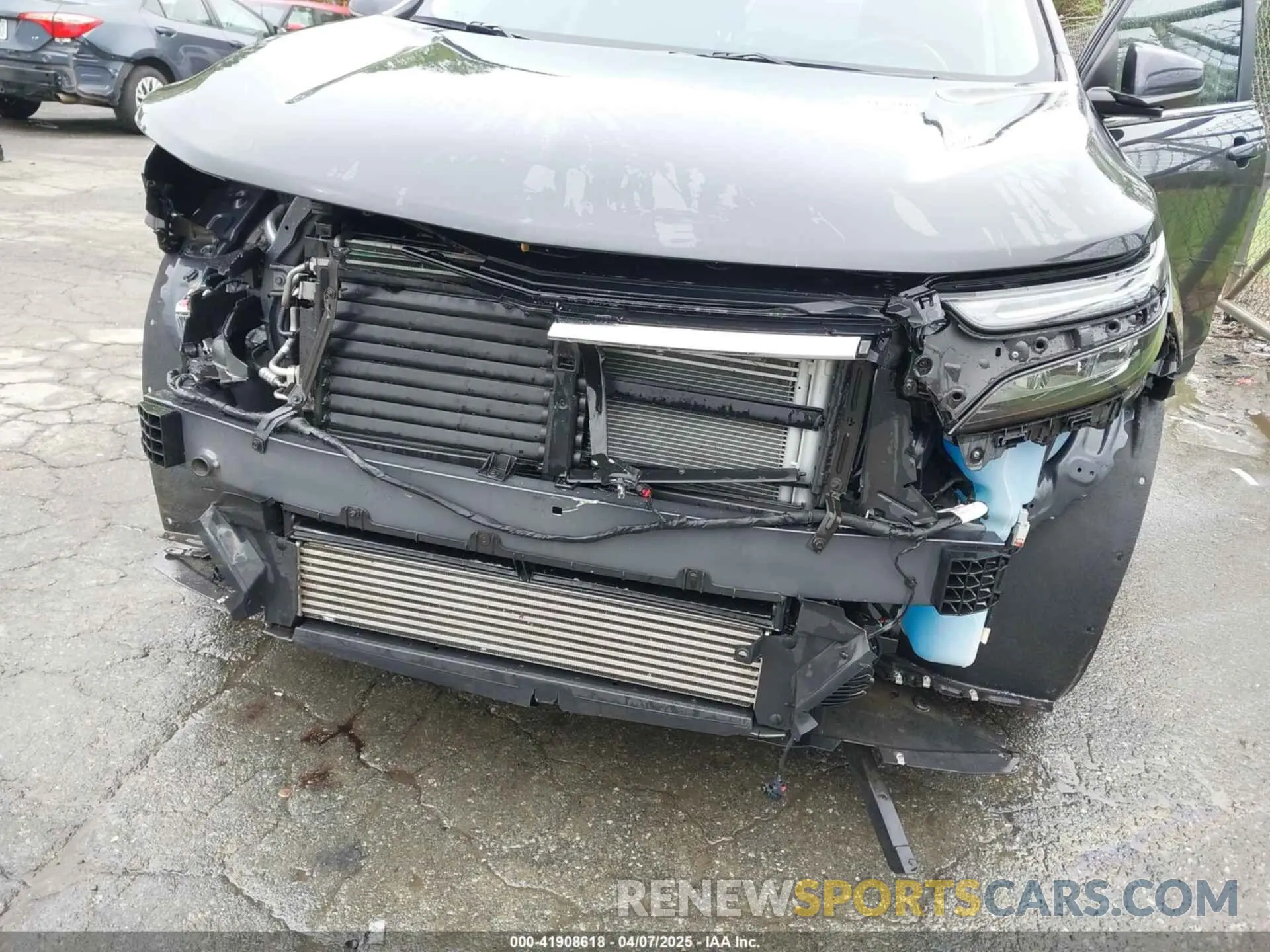 6 Photograph of a damaged car 2GNAXKEV7N6132212 CHEVROLET EQUINOX 2022
