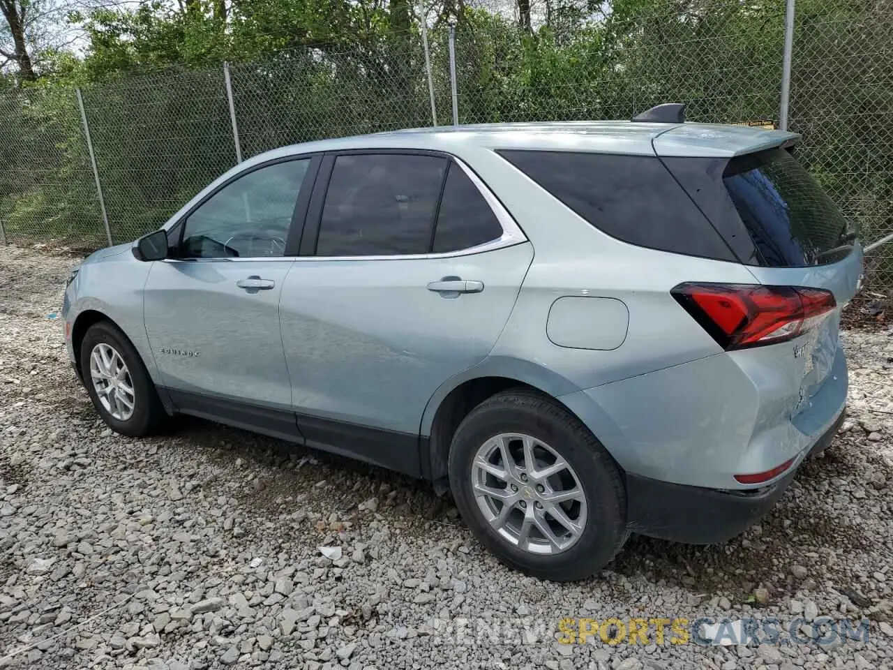 2 Photograph of a damaged car 2GNAXKEV8N6141114 CHEVROLET EQUINOX 2022