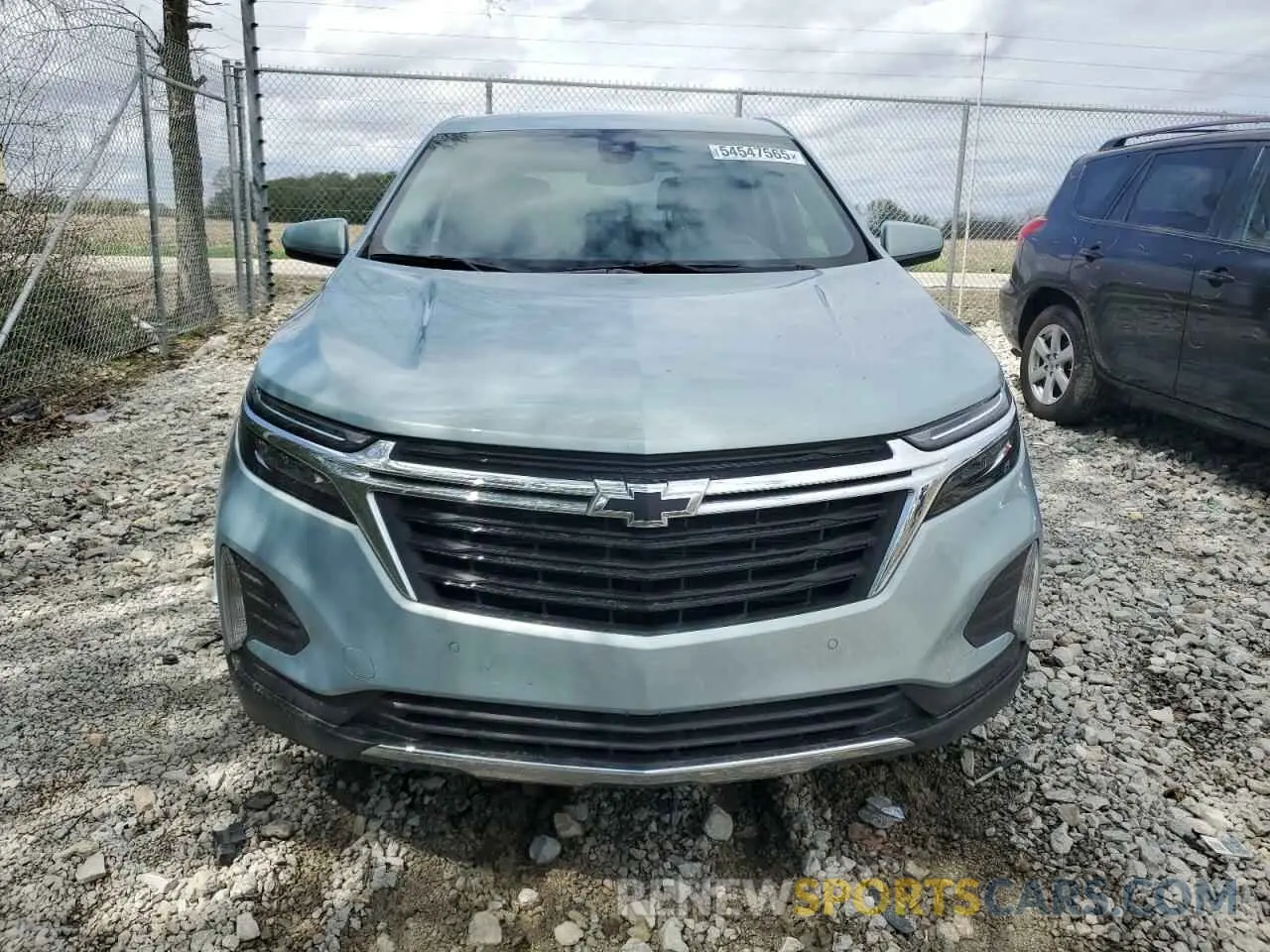5 Photograph of a damaged car 2GNAXKEV8N6141114 CHEVROLET EQUINOX 2022