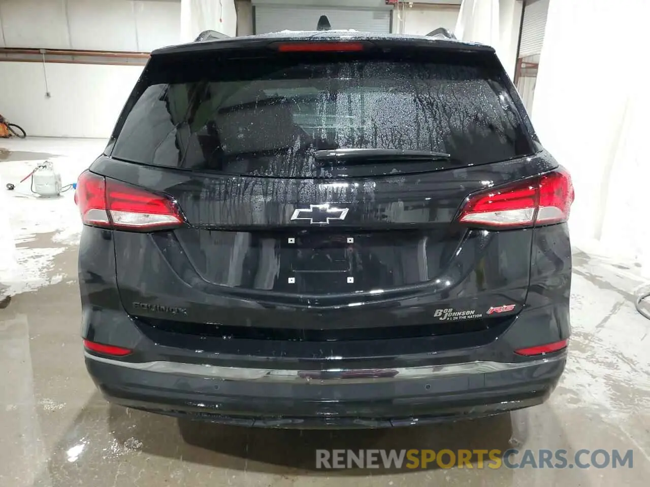 6 Фотография поврежденного автомобиля 2GNAXMEV2N6146613 CHEVROLET EQUINOX 2022