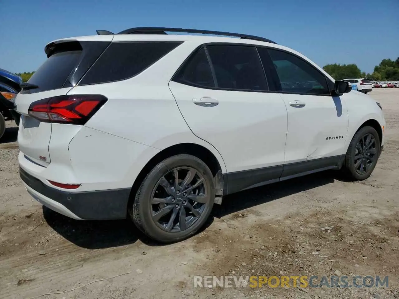 3 Photograph of a damaged car 2GNAXMEV8N6120775 CHEVROLET EQUINOX 2022
