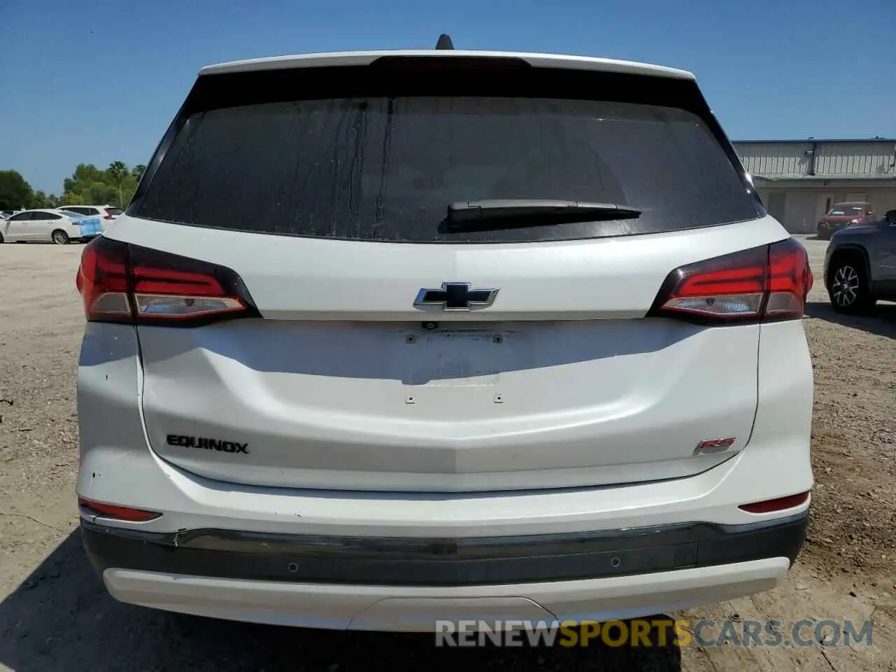 6 Photograph of a damaged car 2GNAXMEV8N6120775 CHEVROLET EQUINOX 2022