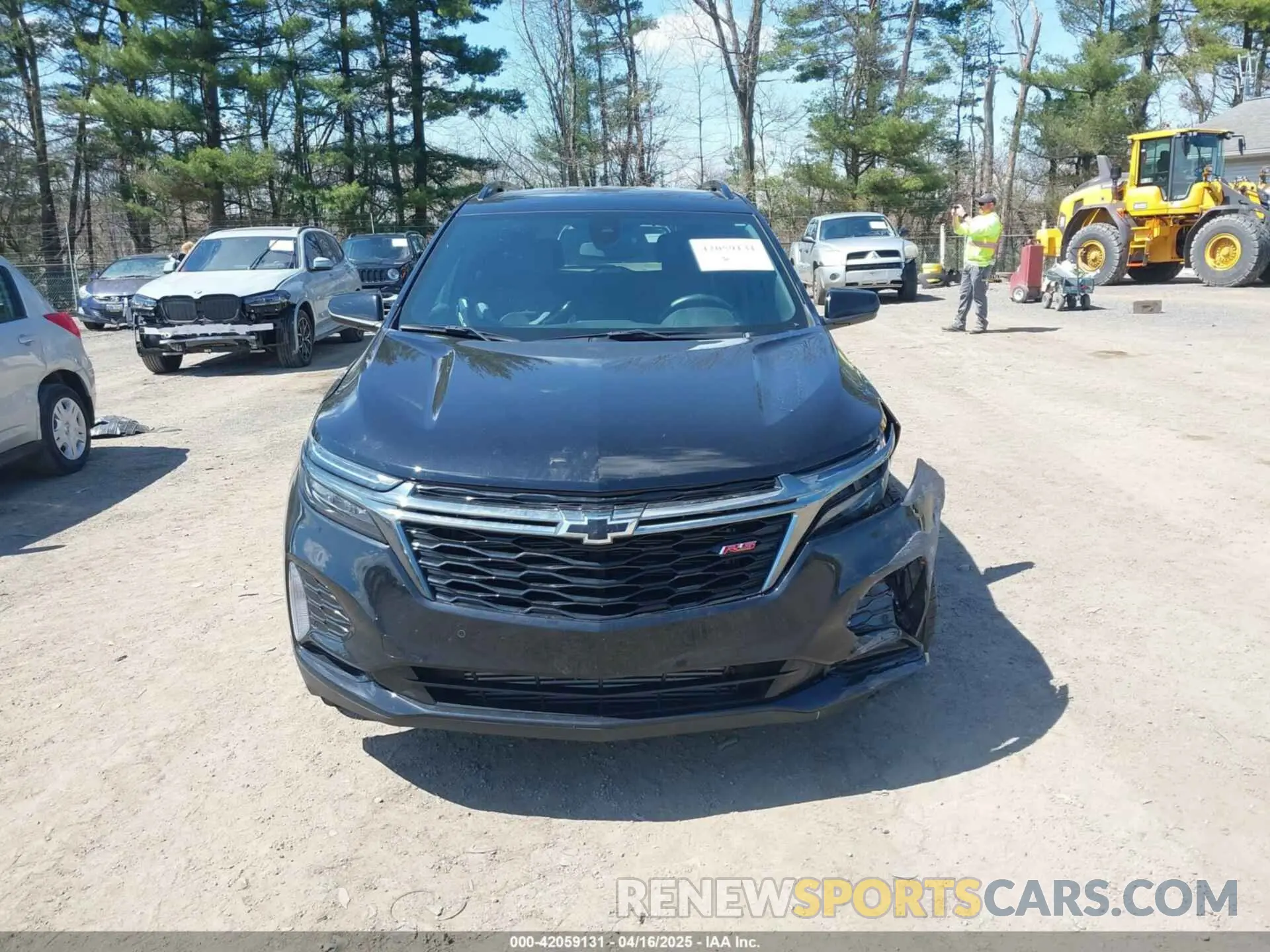 13 Photograph of a damaged car 2GNAXMEVXN6148187 CHEVROLET EQUINOX 2022