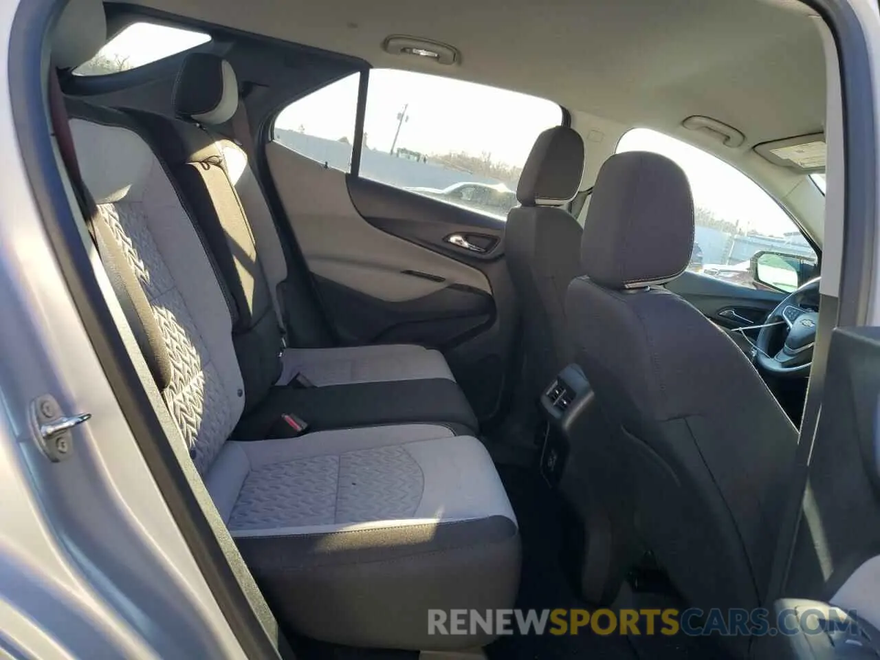 11 Фотография поврежденного автомобиля 2GNAXSEV7N6149978 CHEVROLET EQUINOX 2022