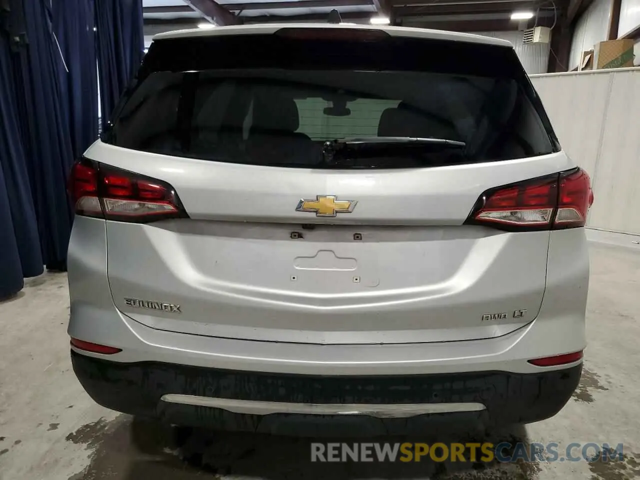 6 Photograph of a damaged car 2GNAXTEV0N6130257 CHEVROLET EQUINOX 2022