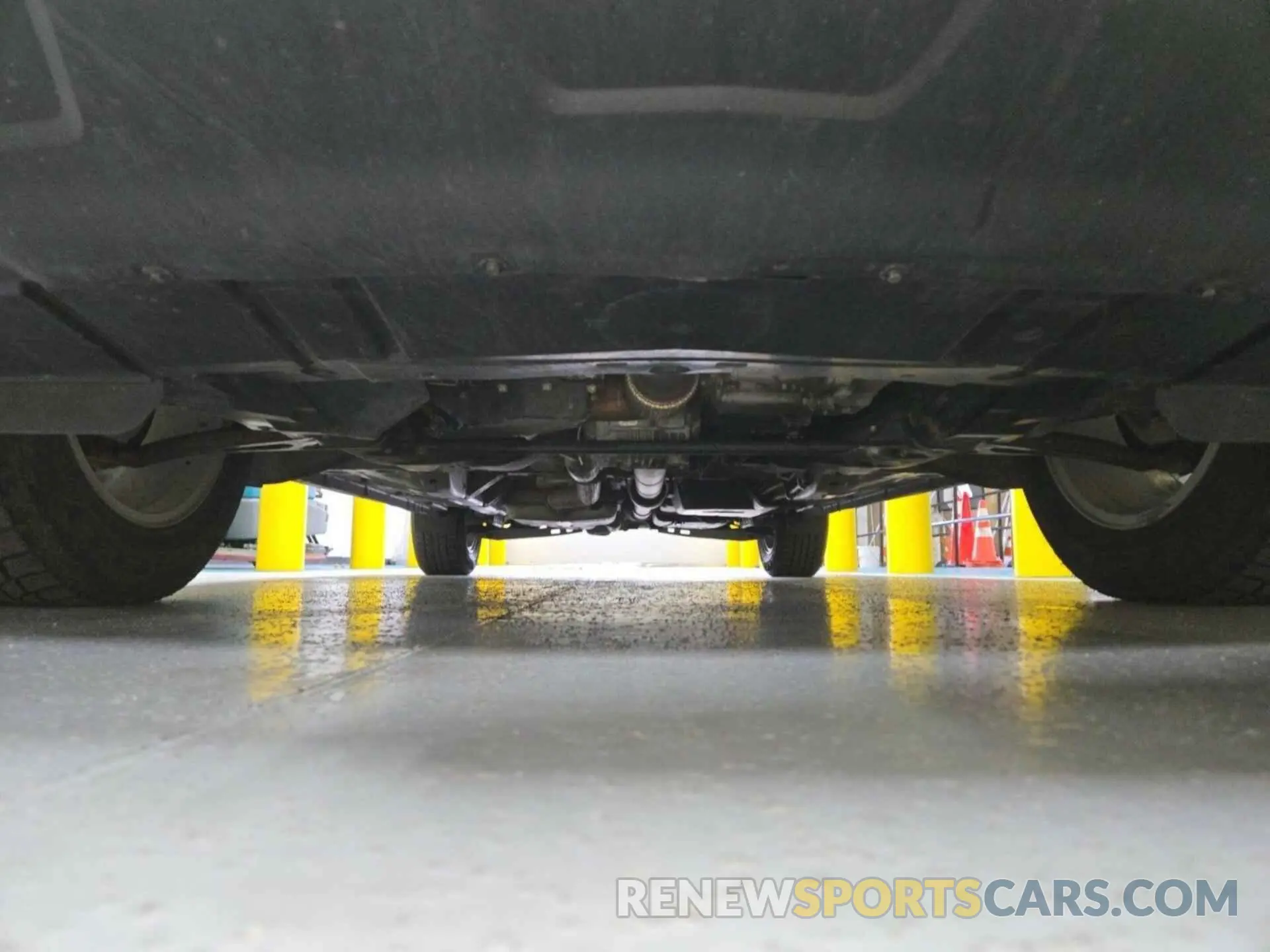 29 Photograph of a damaged car 2GNAXTEV0N6143929 CHEVROLET EQUINOX 2022