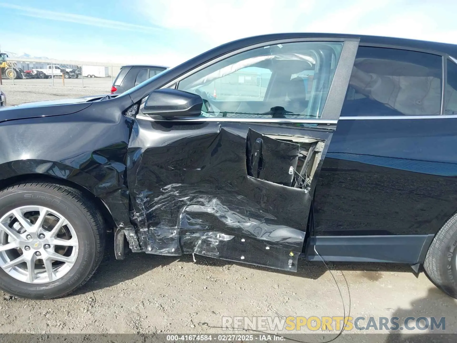 6 Photograph of a damaged car 2GNAXTEV2N6120135 CHEVROLET EQUINOX 2022