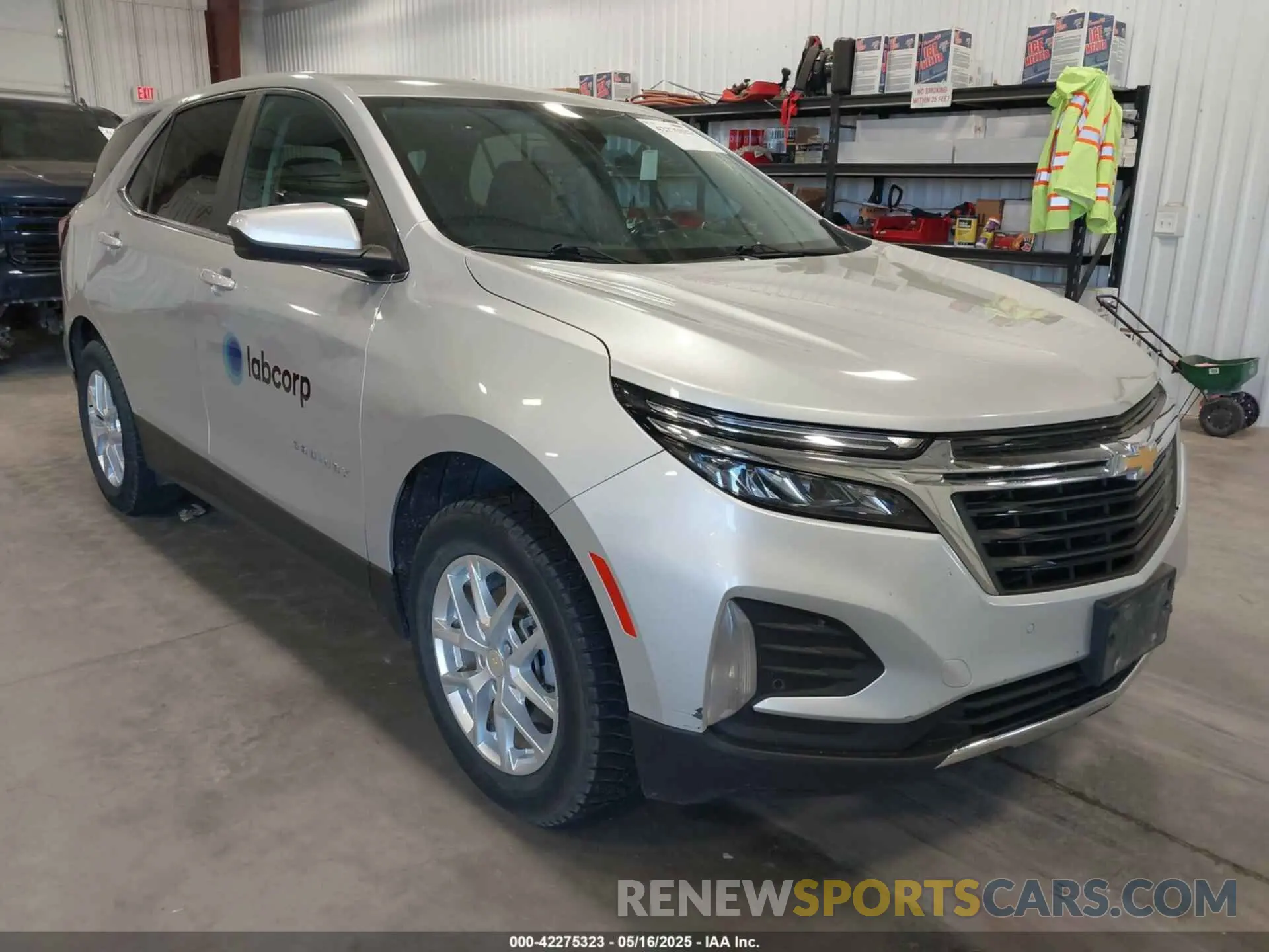 1 Фотография поврежденного автомобиля 2GNAXTEV2N6138764 CHEVROLET EQUINOX 2022