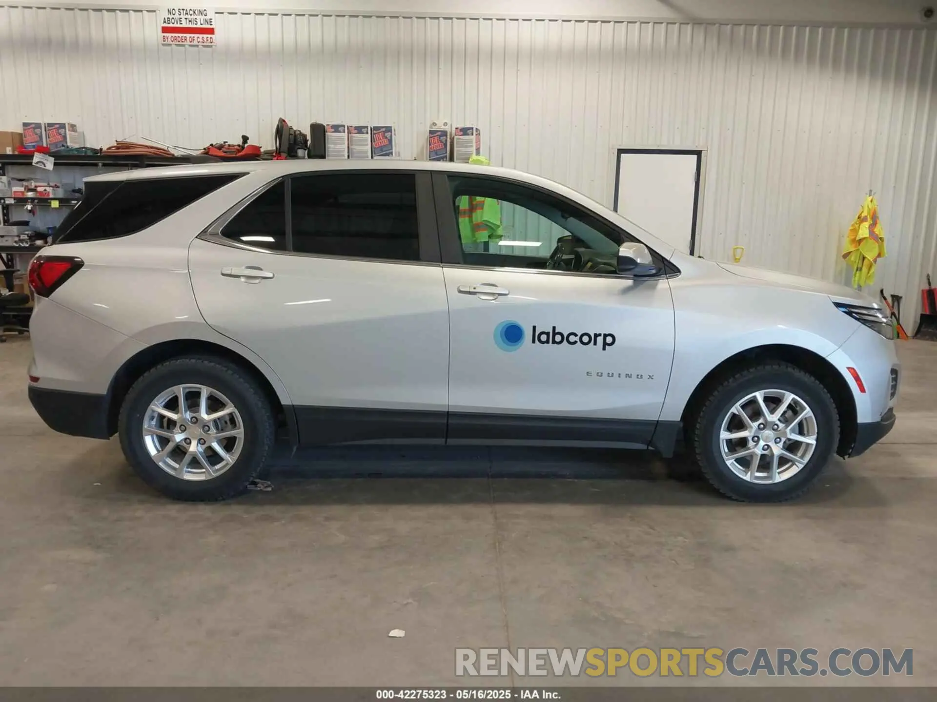 13 Фотография поврежденного автомобиля 2GNAXTEV2N6138764 CHEVROLET EQUINOX 2022