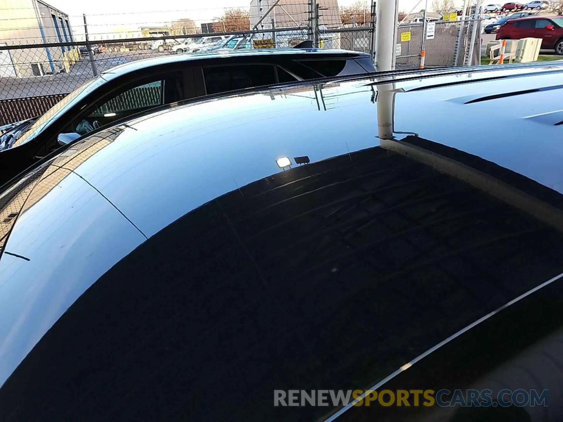 18 Photograph of a damaged car 2GNAXTEV3N6131547 CHEVROLET EQUINOX 2022