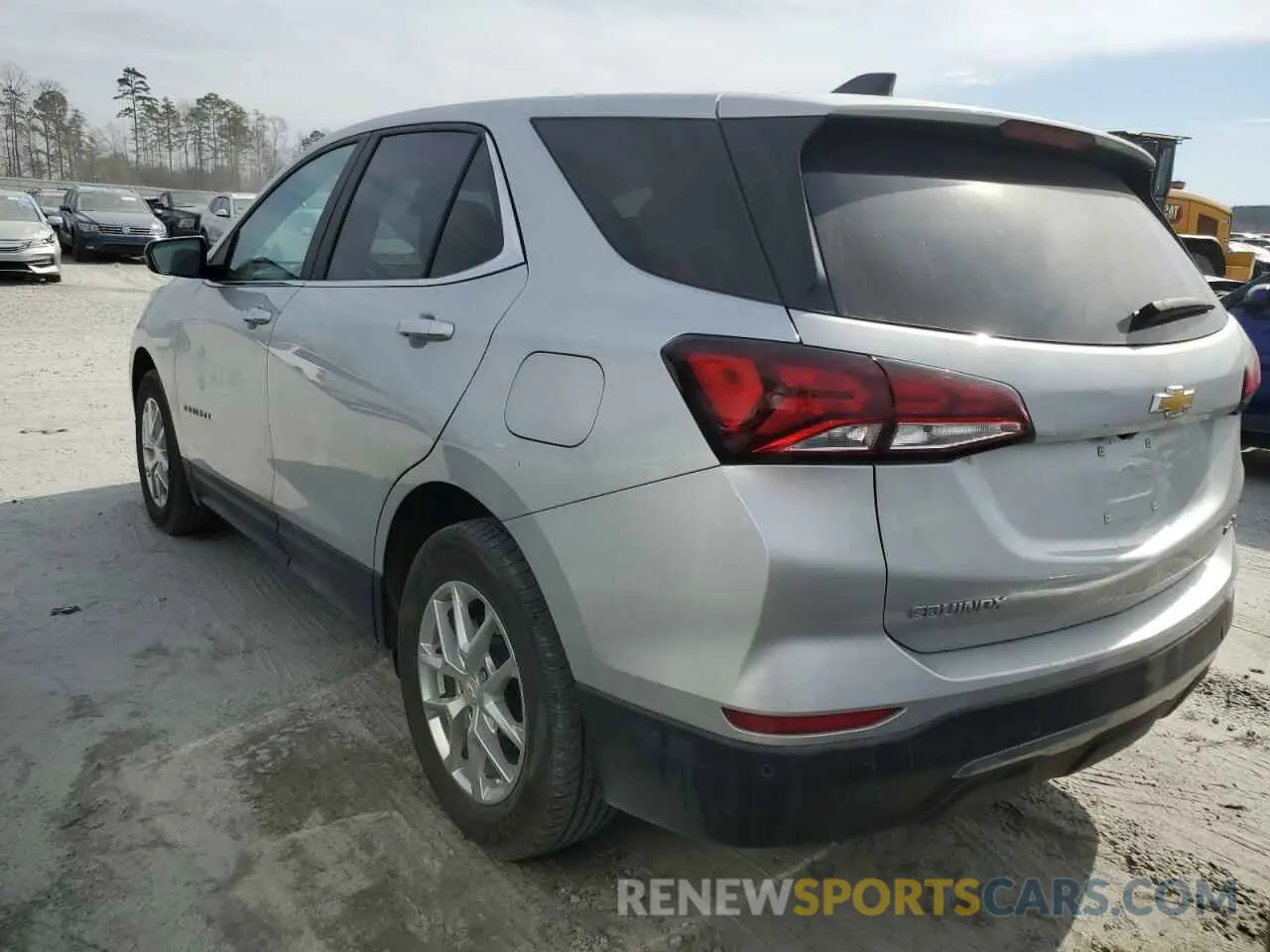 2 Photograph of a damaged car 2GNAXTEV4N6144159 CHEVROLET EQUINOX 2022