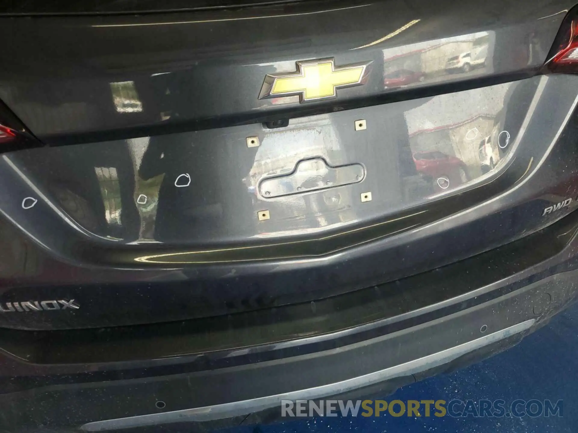 25 Photograph of a damaged car 2GNAXTEV8N6132211 CHEVROLET EQUINOX 2022