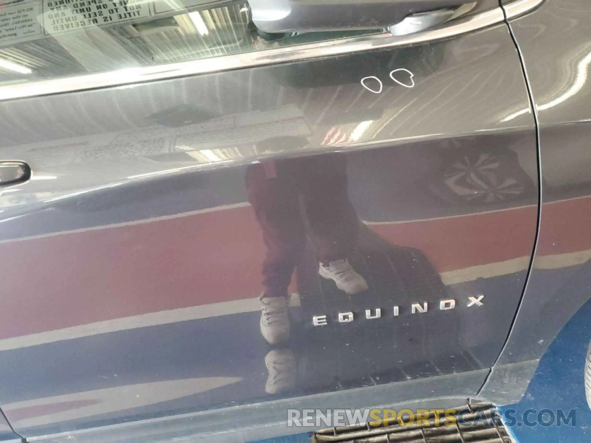 4 Photograph of a damaged car 2GNAXTEV8N6132211 CHEVROLET EQUINOX 2022