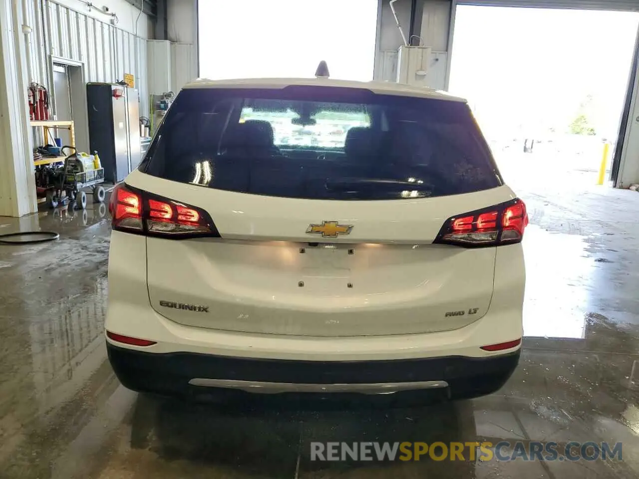 6 Фотография поврежденного автомобиля 2GNAXTEV8N6133486 CHEVROLET EQUINOX 2022