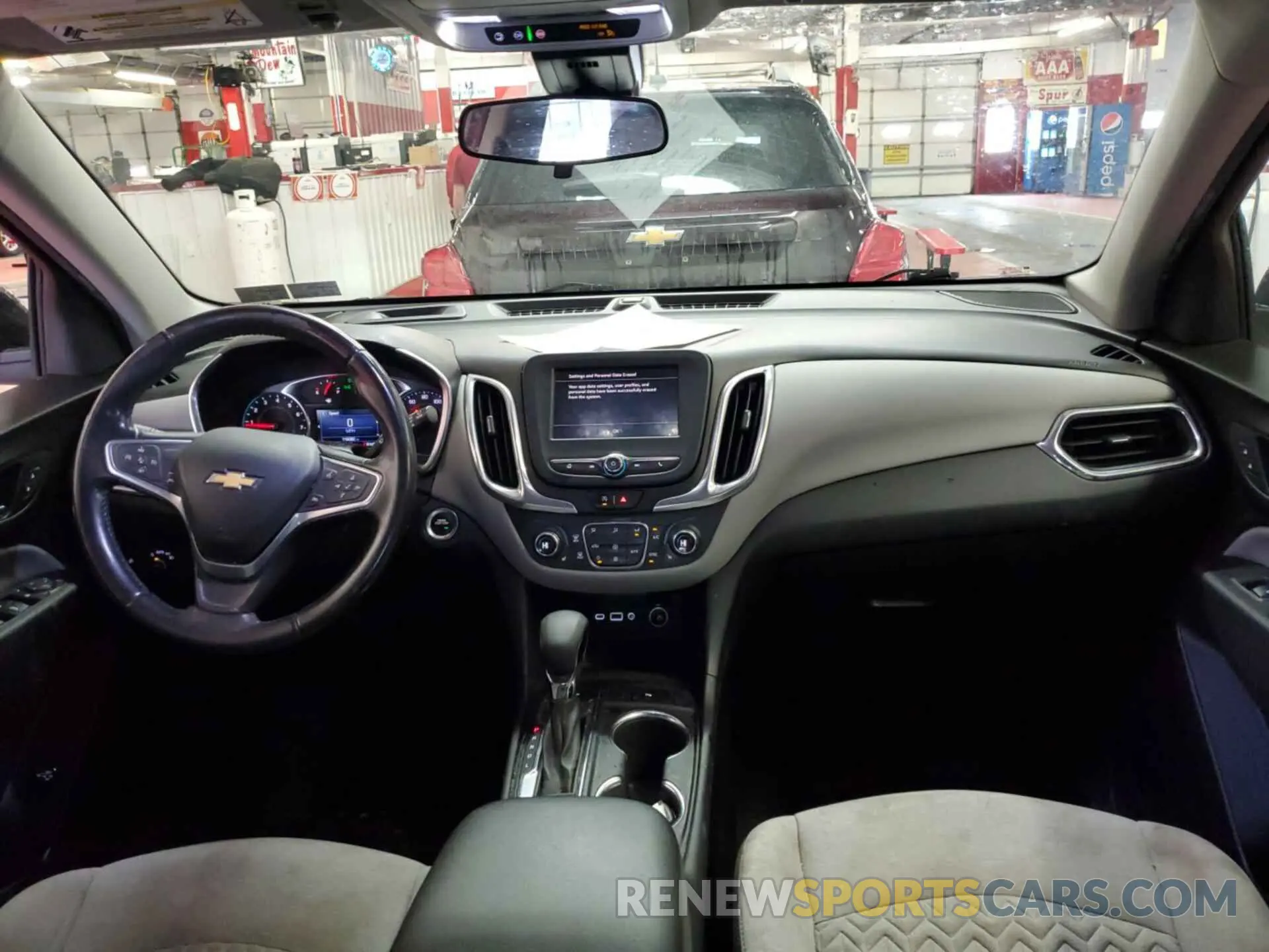 2 Фотография поврежденного автомобиля 2GNAXTEVXN6109741 CHEVROLET EQUINOX 2022