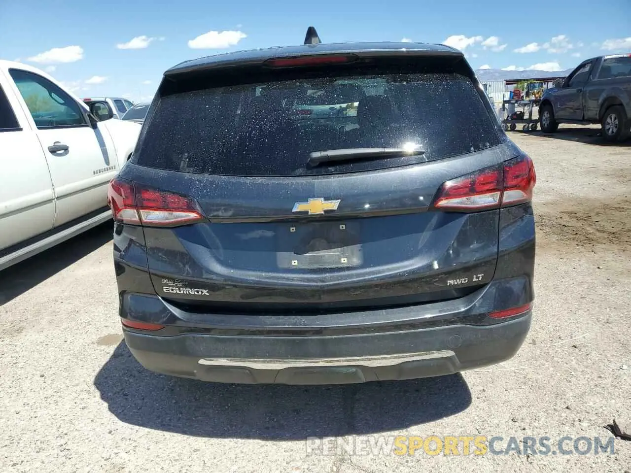 6 Photograph of a damaged car 2GNAXUEV1N6138261 CHEVROLET EQUINOX 2022