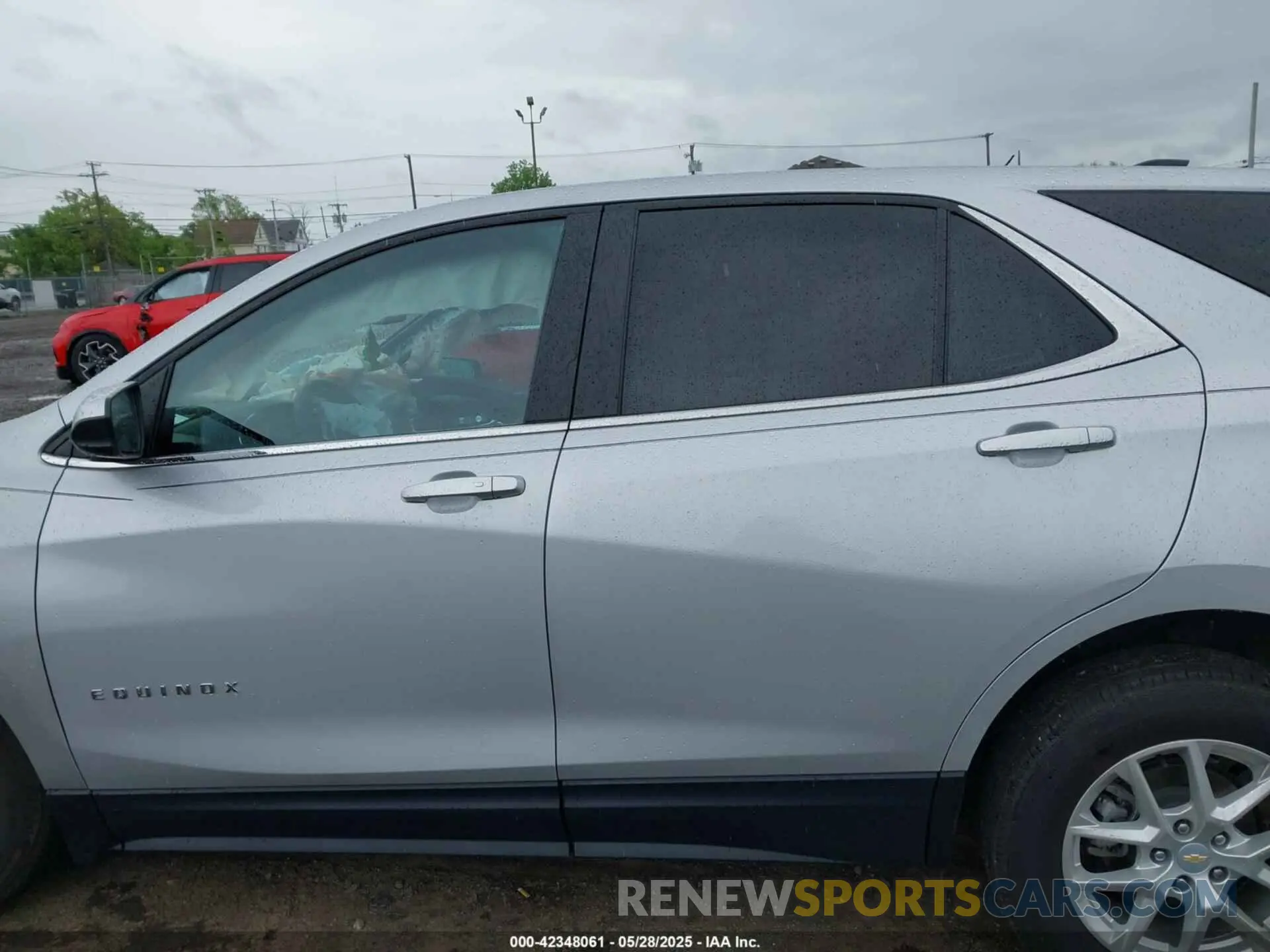 14 Photograph of a damaged car 2GNAXUEV2N6124451 CHEVROLET EQUINOX 2022