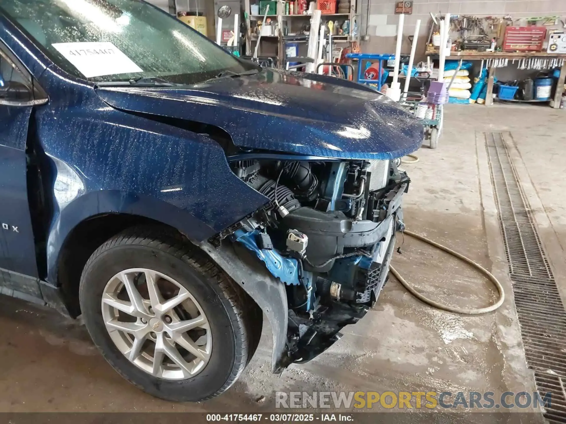 18 Фотография поврежденного автомобиля 2GNAXUEV3N6113863 CHEVROLET EQUINOX 2022