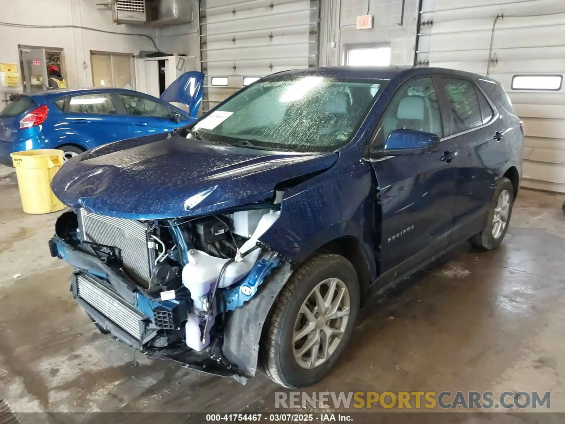 2 Фотография поврежденного автомобиля 2GNAXUEV3N6113863 CHEVROLET EQUINOX 2022