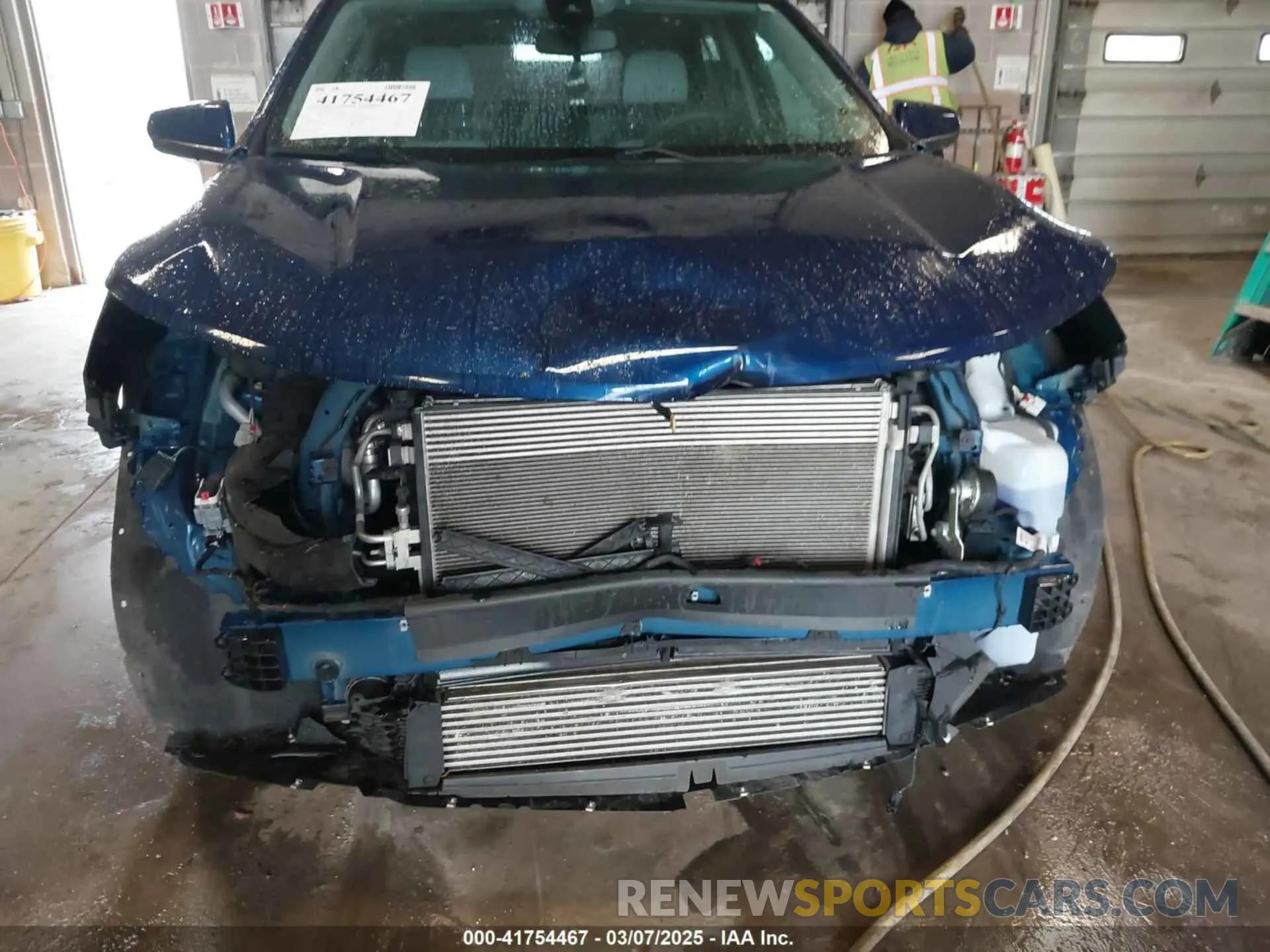 6 Фотография поврежденного автомобиля 2GNAXUEV3N6113863 CHEVROLET EQUINOX 2022