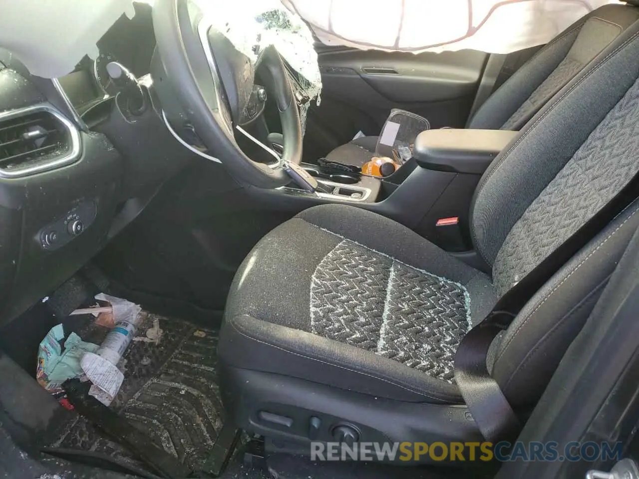7 Фотография поврежденного автомобиля 2GNAXUEV4N6140117 CHEVROLET EQUINOX 2022