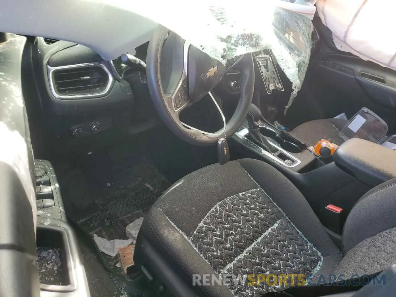 8 Фотография поврежденного автомобиля 2GNAXUEV4N6140117 CHEVROLET EQUINOX 2022