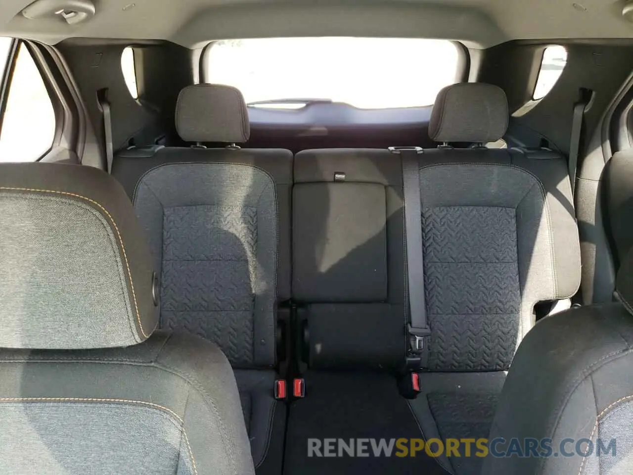 10 Photograph of a damaged car 2GNAXUEV6N6140541 CHEVROLET EQUINOX 2022
