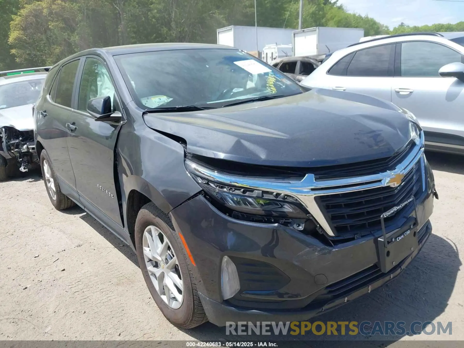 1 Photograph of a damaged car 2GNAXUEV8N6153372 CHEVROLET EQUINOX 2022