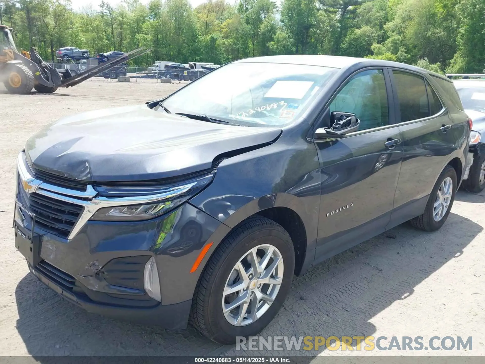 2 Photograph of a damaged car 2GNAXUEV8N6153372 CHEVROLET EQUINOX 2022