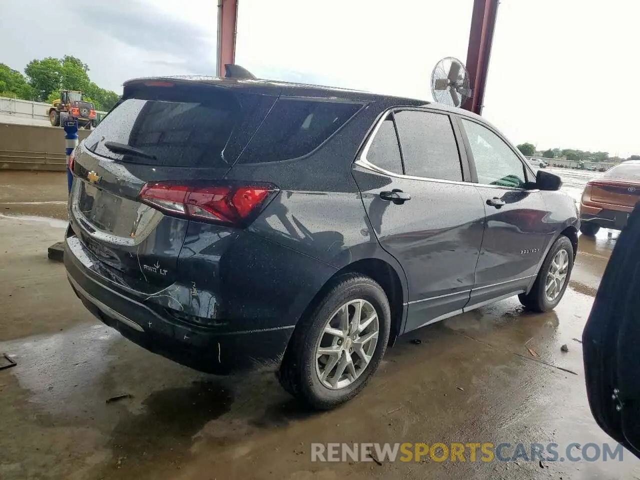3 Photograph of a damaged car 2GNAXUEV9N6140341 CHEVROLET EQUINOX 2022