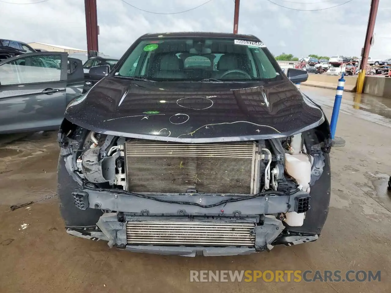 5 Photograph of a damaged car 2GNAXUEV9N6140341 CHEVROLET EQUINOX 2022